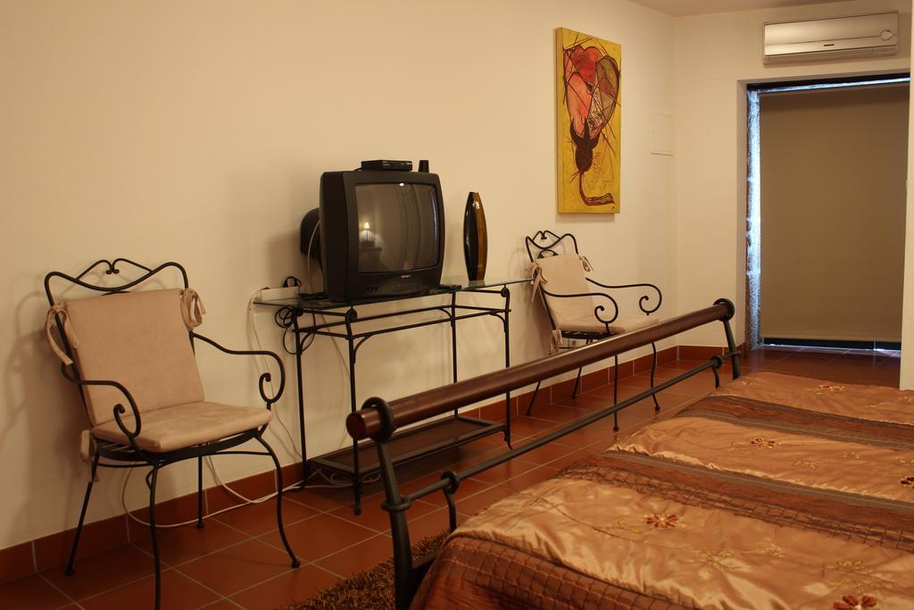 Casa Do Adro De Parada Parada de Pinhao Quarto foto